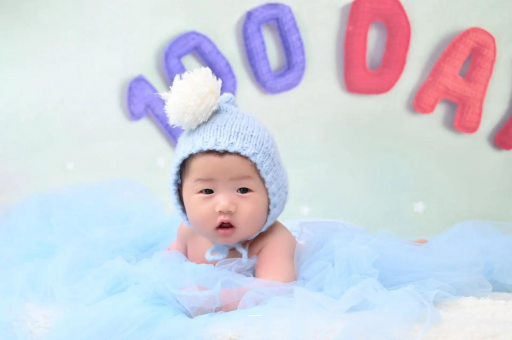 借卵生子咨询母乳宝宝湿疹