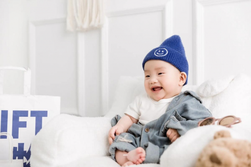 借卵生子咨询一般怀孕多久显肚子